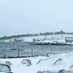 6 Person In Alsvag-by Traum *