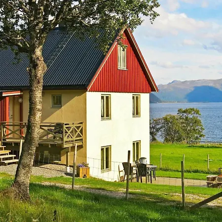 6 Person In Alsv G Holiday home Gisloy