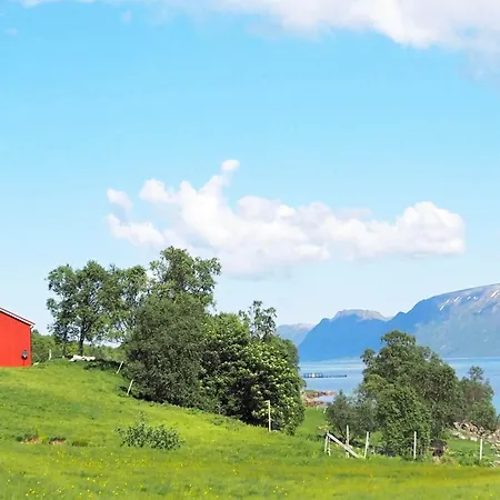 6 Person In Alsv G Holiday home Gisloy