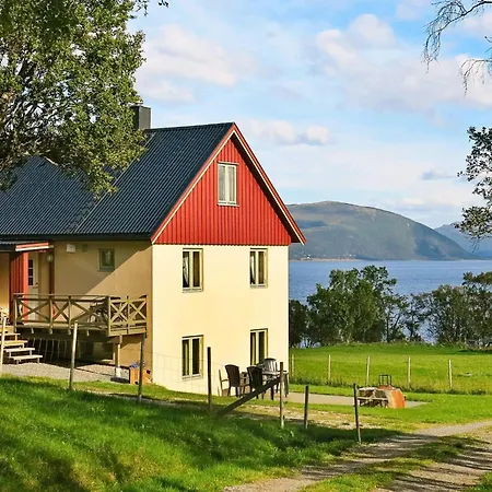 6 Person In Alsvag Tatil Evi Gisloy