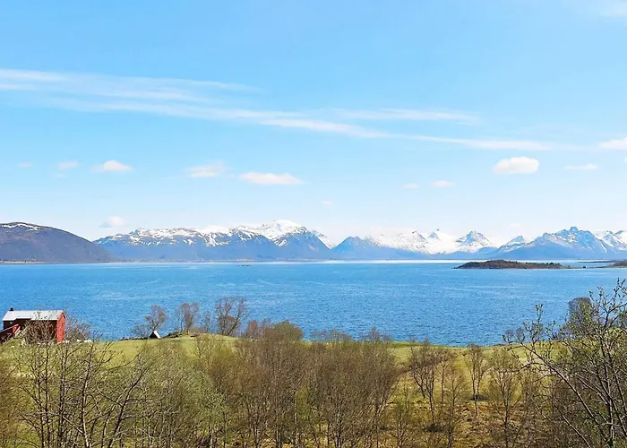 6 Person In Alsvag-by Traum *